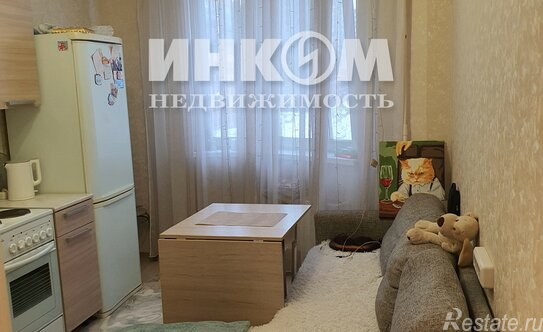 Продажа 1-комн квартиры на вторичном рынке Железнодорожный, улица Поликахина,  д. 5