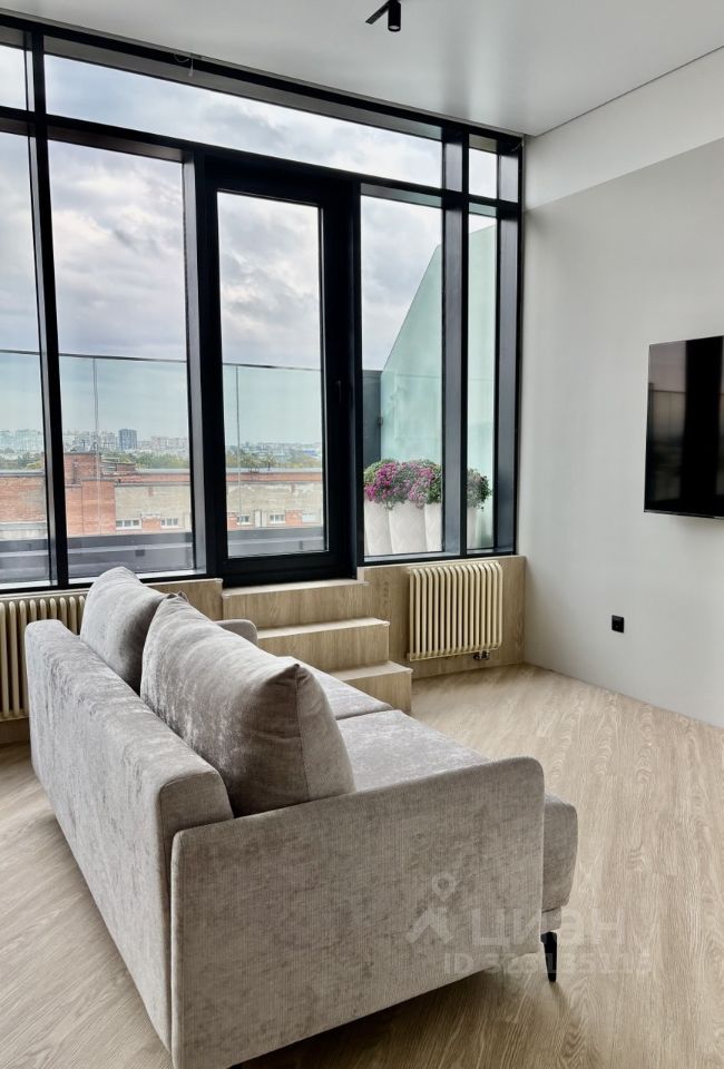 Аренда 2-комн квартиры на вторичном рынке улица Александра Матросова, 3