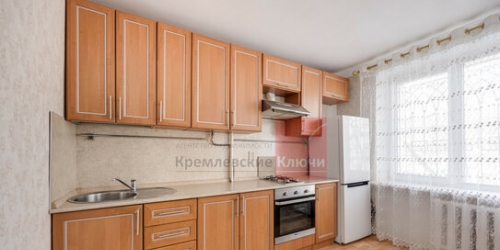 3-комн квартира улица Архитектора Власова,  д. 47