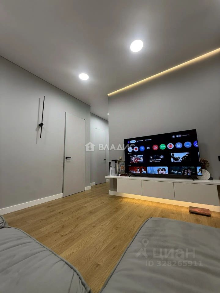 Продажа 4-комн квартиры на вторичном рынке пос. Ильинское-Усово, проезд Александра Невского, 7