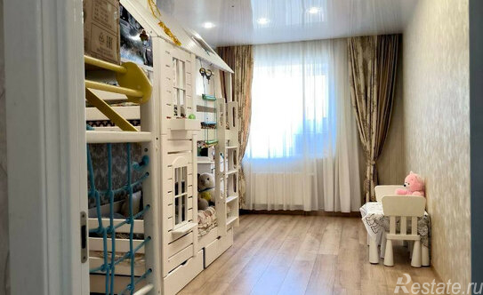 Продажа 3-комн квартиры на вторичном рынке Новый Оккервиль, Каштановая аллея,  д. 3