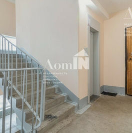 Продажа 2-комн квартиры на вторичном рынке Есенина ул,  д. 28,  к. 1