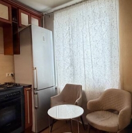 Продажа 3-комн квартиры на вторичном рынке ул Островитянова,  д. 26,  к. 2