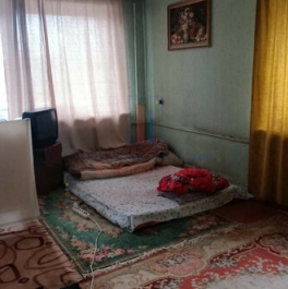 Продажа 2-комн квартиры на вторичном рынке Серпухов, улица Джона Рида,  д. 9/86