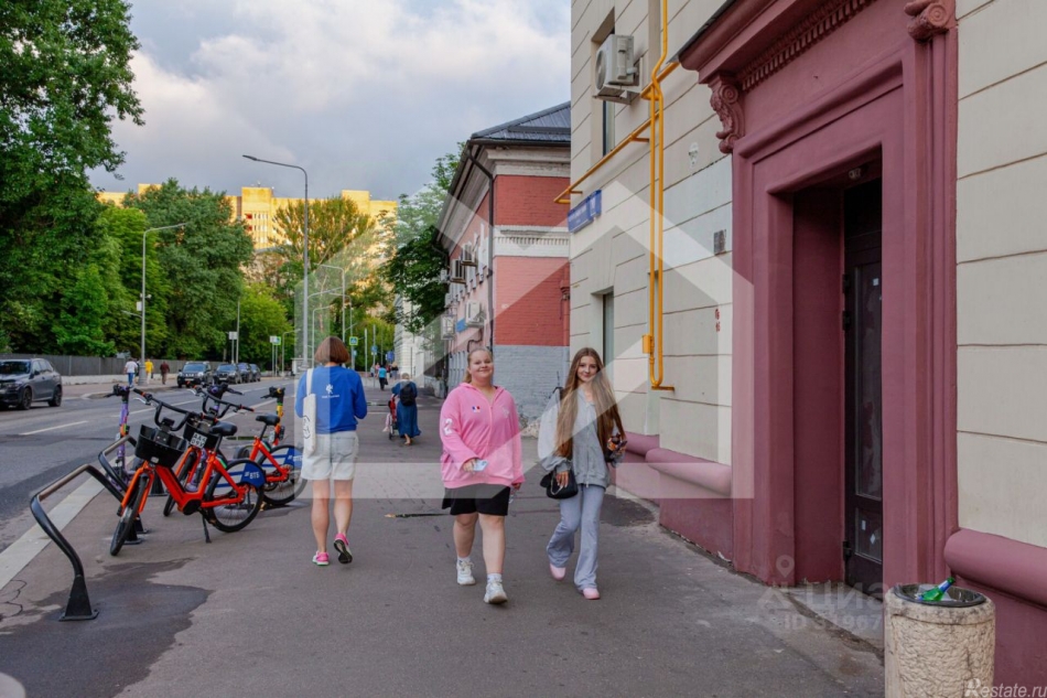 Продажа торгового помещения Красносельская Верхн. ул