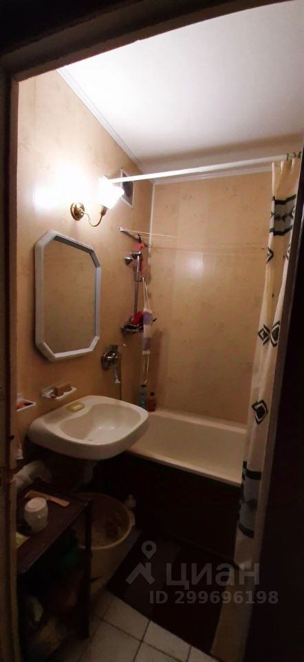 Продажа 1-комн квартиры на вторичном рынке улица Академика Семенова, 5