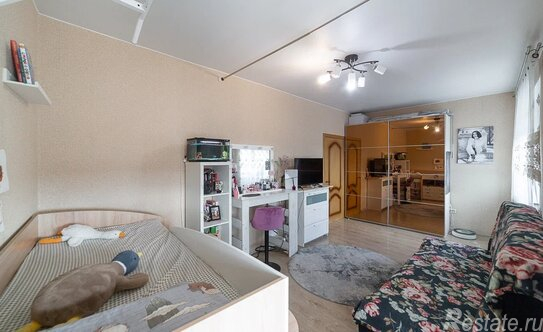 Продажа 1-комн квартиры на вторичном рынке Индустриальный пр-кт,  д. 12