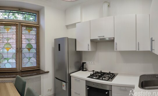 Продажа 3-комн квартиры на вторичном рынке Левшинский Б. пер,  д. 3