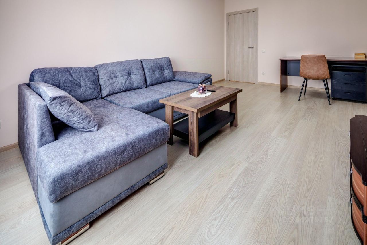 Аренда 2-комн квартиры на вторичном рынке Южная Битца ЖК, пос. Битца, бульвар Южный,  д. 6