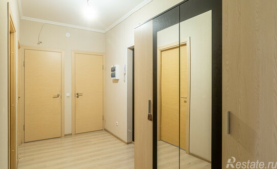 Продажа 3-комн квартиры на вторичном рынке Заневское городское поселение, Ясная улица,  д. 11 к1