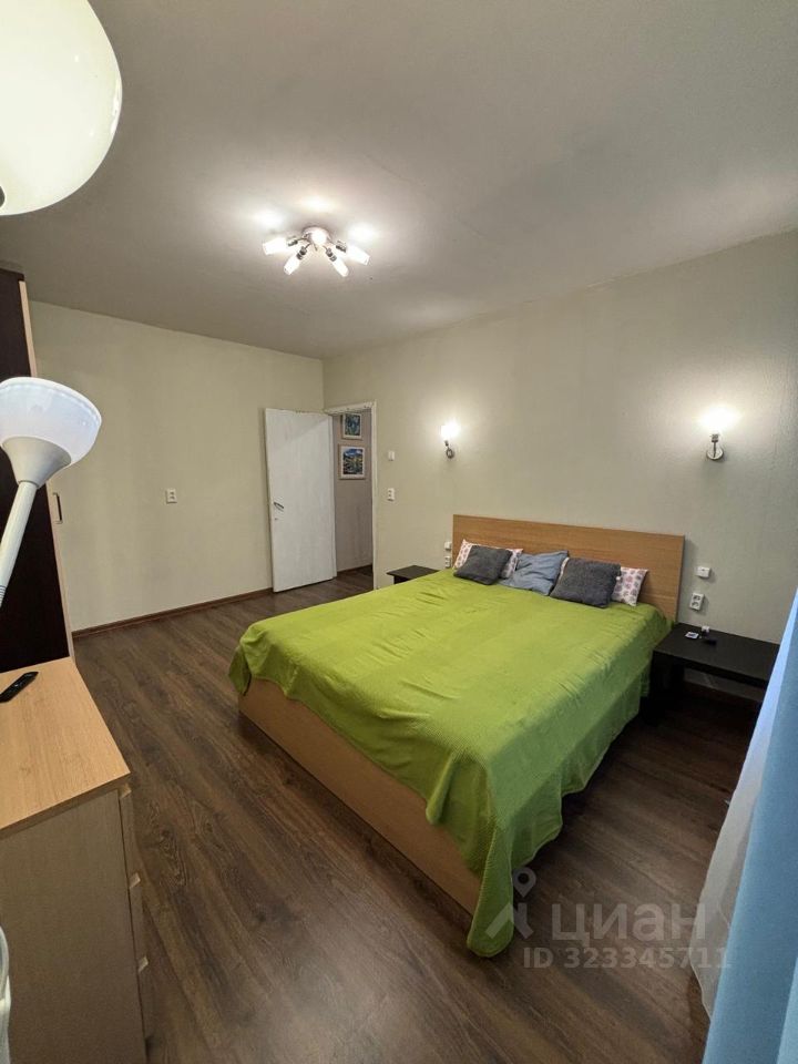 Продажа 1-комн квартиры на вторичном рынке Яхтенная улица, 12К1