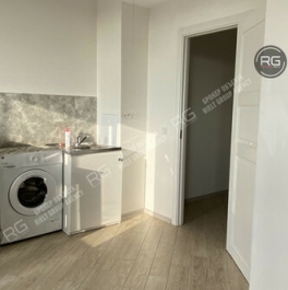 Продажа 1-комн квартиры на вторичном рынке улица Кустодиева,  д. 5 к1