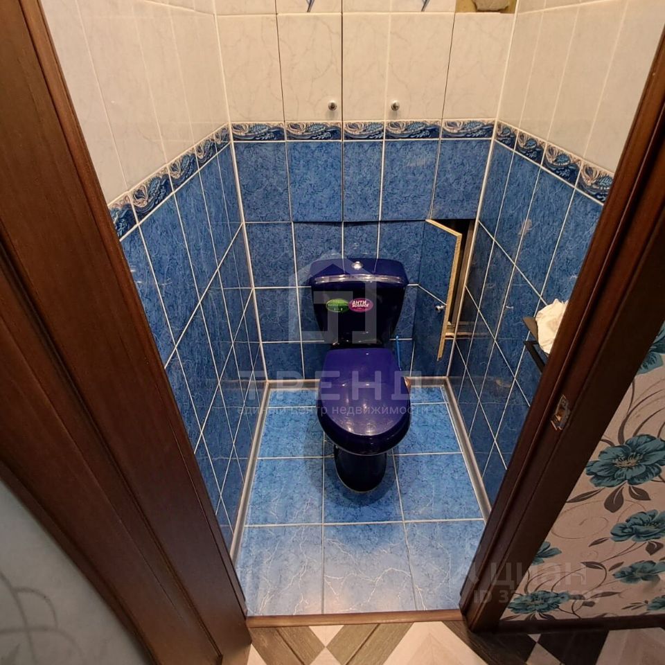 Продажа 1-комн квартиры на вторичном рынке пос. Бугры, улица Школьная, 11к1