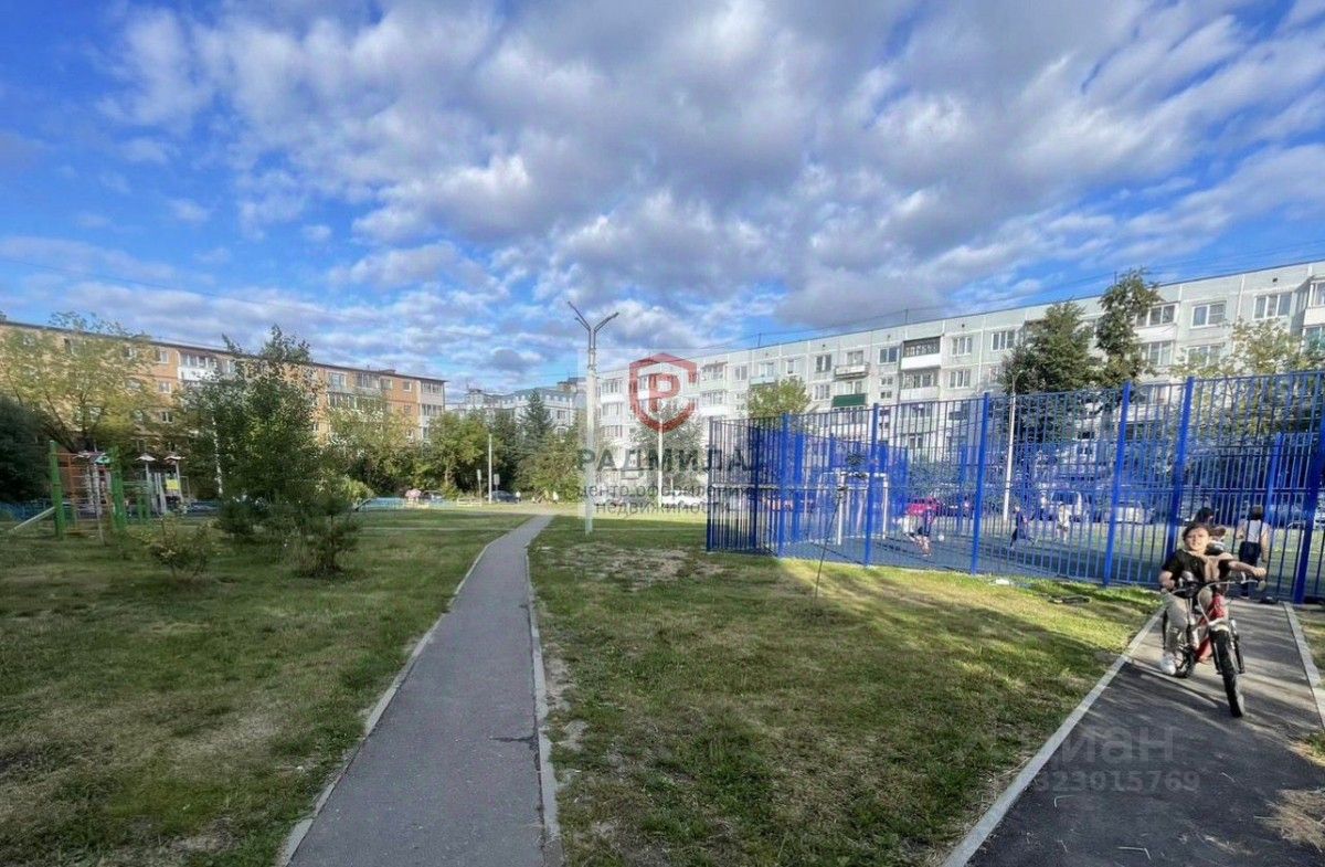 Продажа 3-комн квартиры на вторичном рынке Сергиев Посад, улица Матросова, 7