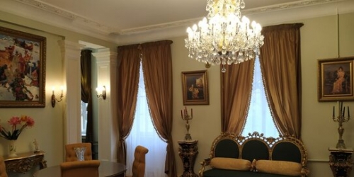 3-комн квартира улица Рылеева,  д. 2/6