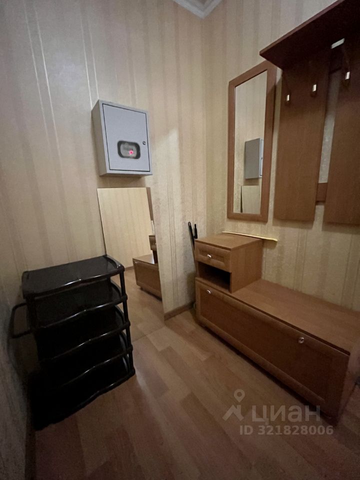 Продажа 1-комн квартиры на вторичном рынке Варшавская улица, 69к3