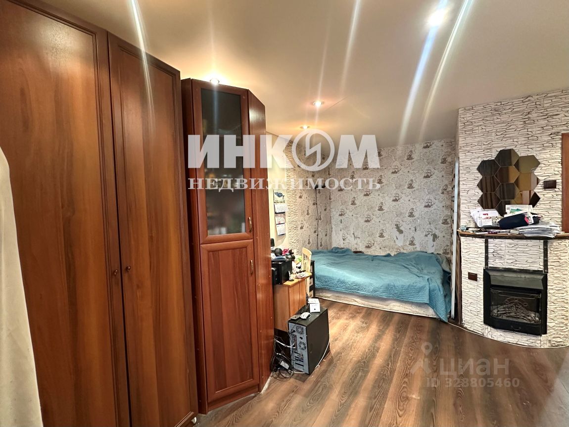 Продажа 1-комн квартиры на вторичном рынке Туристская улица,  д. 15