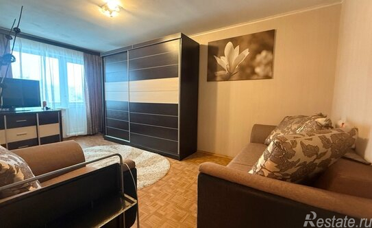 Продажа 1-комн квартиры на вторичном рынке Приозерск, ул Горького,  д. 32