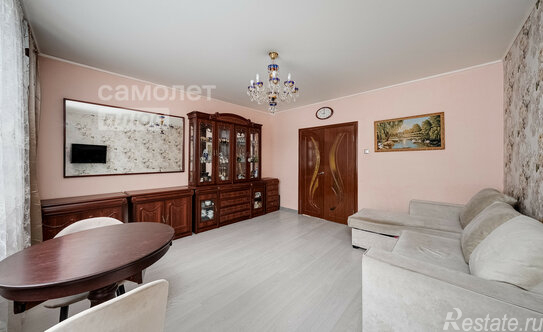 Продажа 4-комн квартиры на вторичном рынке улица Гарибальди,  д. 10 к6