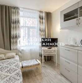 Продажа 2-комн квартиры на вторичном рынке Фурштатская ул,  д. 10