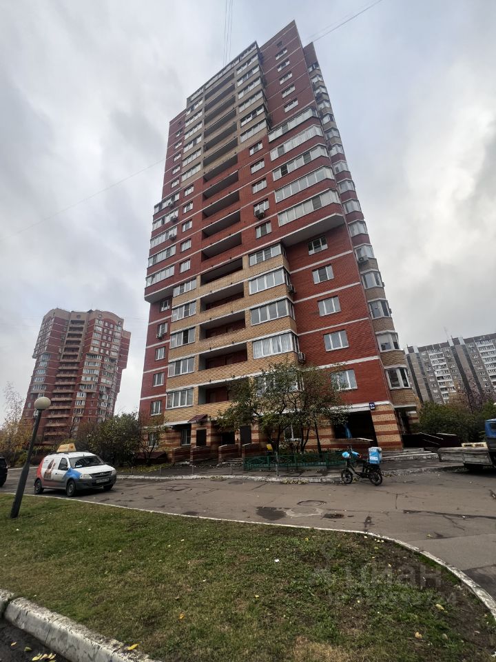 Продажа 4-комн квартиры на вторичном рынке Городок Б мкр, Люберцы, улица 3-е Почтовое Отделение, 61к1