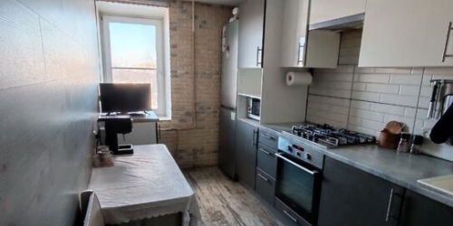 3-комн квартира улица Богайчука,  д. 24