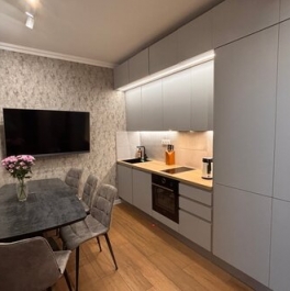 Продажа 2-комн квартиры на вторичном рынке ул Коминтерна,  д. 15