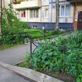 Продажа 2-комн квартиры на вторичном рынке Светлановский пр-кт,  д. 72 к1