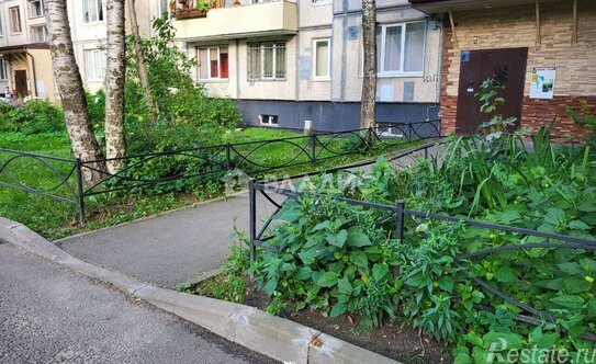 Продажа 2-комн квартиры на вторичном рынке Светлановский пр-кт,  д. 72 к1