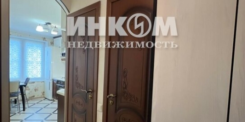 2-комн квартира ул Плющева,  д. 14