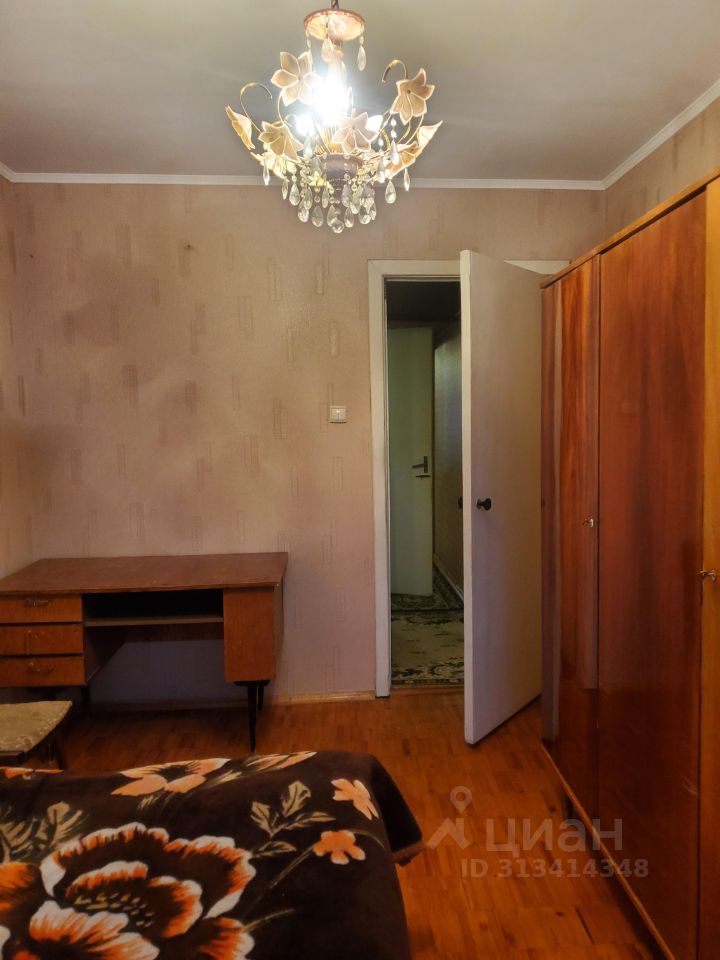 Аренда 2-комн квартиры на вторичном рынке Красное Село, улица Лермонтова, 11к2