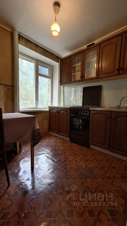 Продажа 1-комн квартиры на вторичном рынке Кронштадтский бульвар, 41