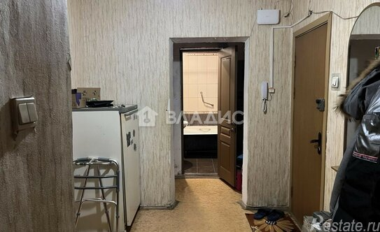 Продажа 2-комн квартиры на вторичном рынке ул Адмирала Лазарева,  д. 27