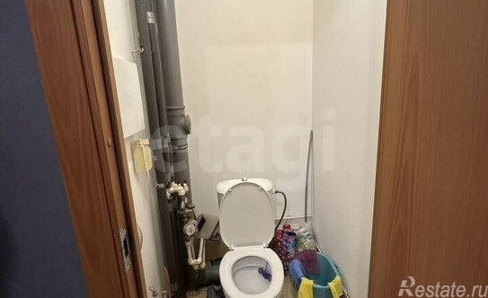 Продажа 1-комн квартиры на вторичном рынке Колпино г, Павловская ул,  д. 63,  к. 1