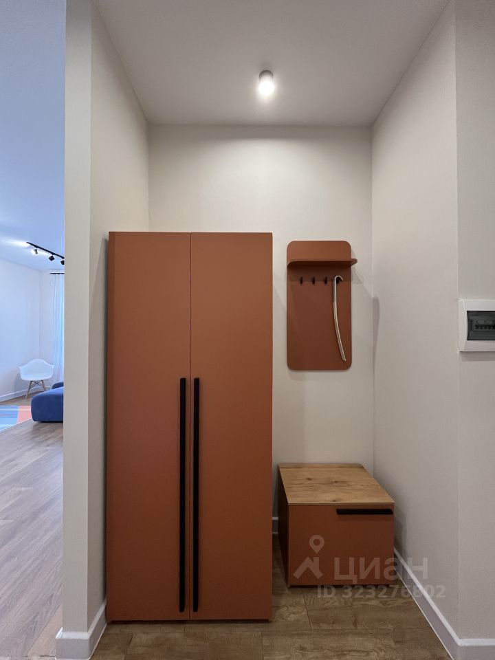 Аренда 2-комн квартиры на вторичном рынке Живописный ЖК,  д. 4к1