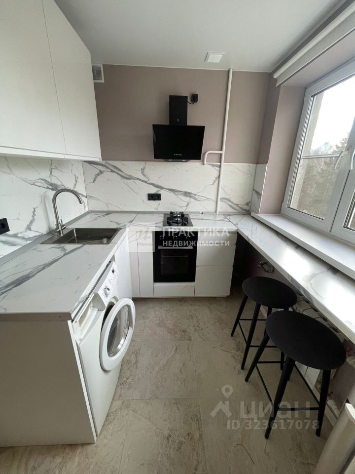 Аренда 2-комн квартиры на вторичном рынке Балашиха, улица Орджоникидзе, 21