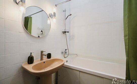 Продажа 3-комн квартиры на вторичном рынке Тверская улица,  д. 15