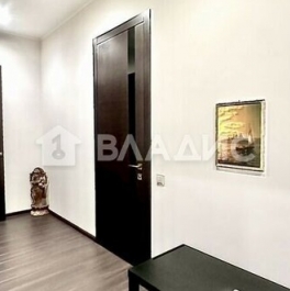 Продажа 2-комн квартиры на вторичном рынке ул Серпуховский Вал,  д. 19