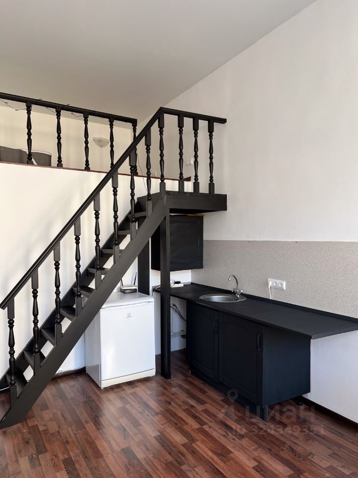 Аренда студии улица Рубинштейна, 24