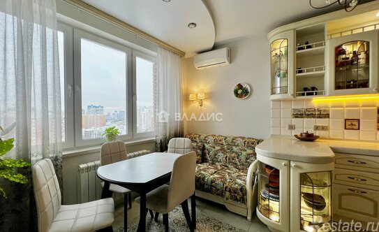 Продажа 2-комн квартиры на вторичном рынке ул Озёрная,  д. 9