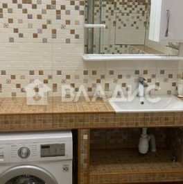 Продажа 2-комн квартиры на вторичном рынке Московский г, Москвитина ул