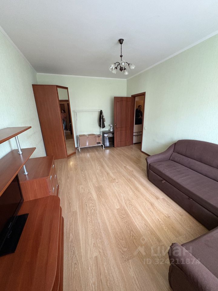 Продажа 2-комн квартиры на вторичном рынке Минская улица, 14к1