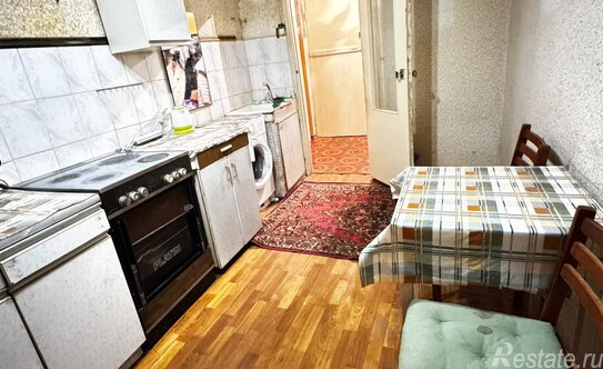 Продажа 1-комн квартиры на вторичном рынке ул Ставропольская,  д. 52,  к. 1