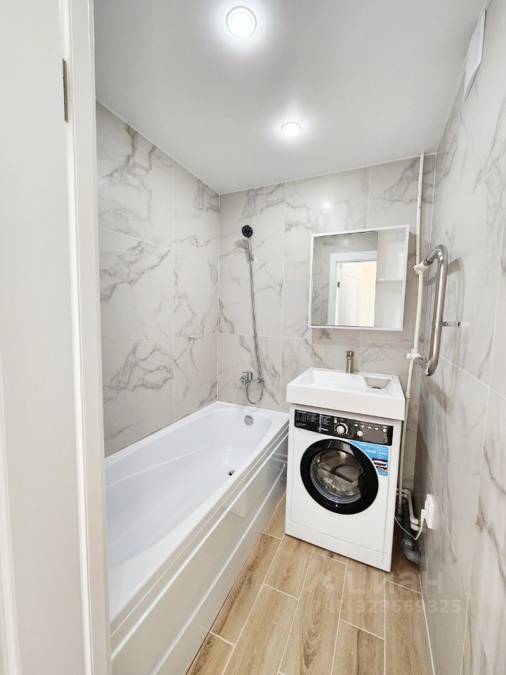 Продажа 2-комн квартиры на вторичном рынке пос. Шушары, Славянка тер., улица Ростовская, 14-16