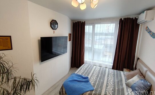 Продажа 1-комн квартиры на вторичном рынке Королев г, Академика Легостаева ул,  д. 8