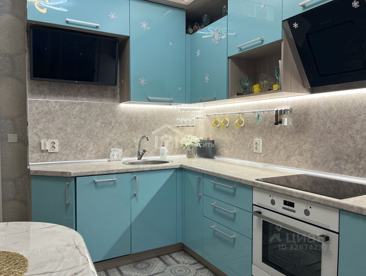 Продажа 2-комн квартиры на вторичном рынке Петергоф, улица Парковая, 20к3с8