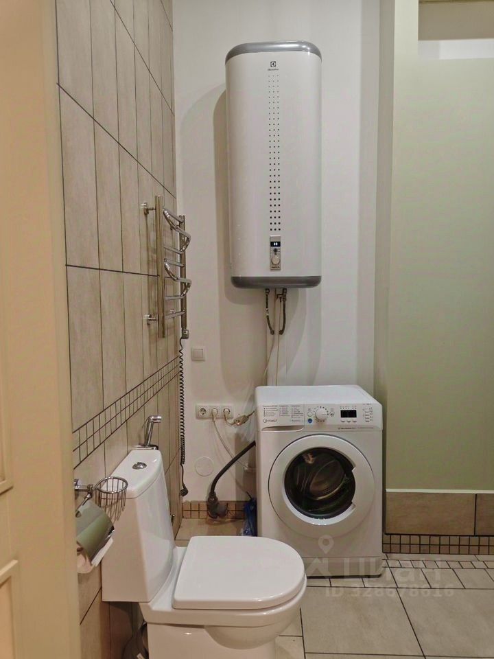 Продажа 2-комн квартиры на вторичном рынке Подъездной переулок, 3