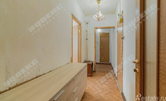 Продажа 2-комн квартиры на вторичном рынке Кораблестроителей ул,  д. 38,  к. 1