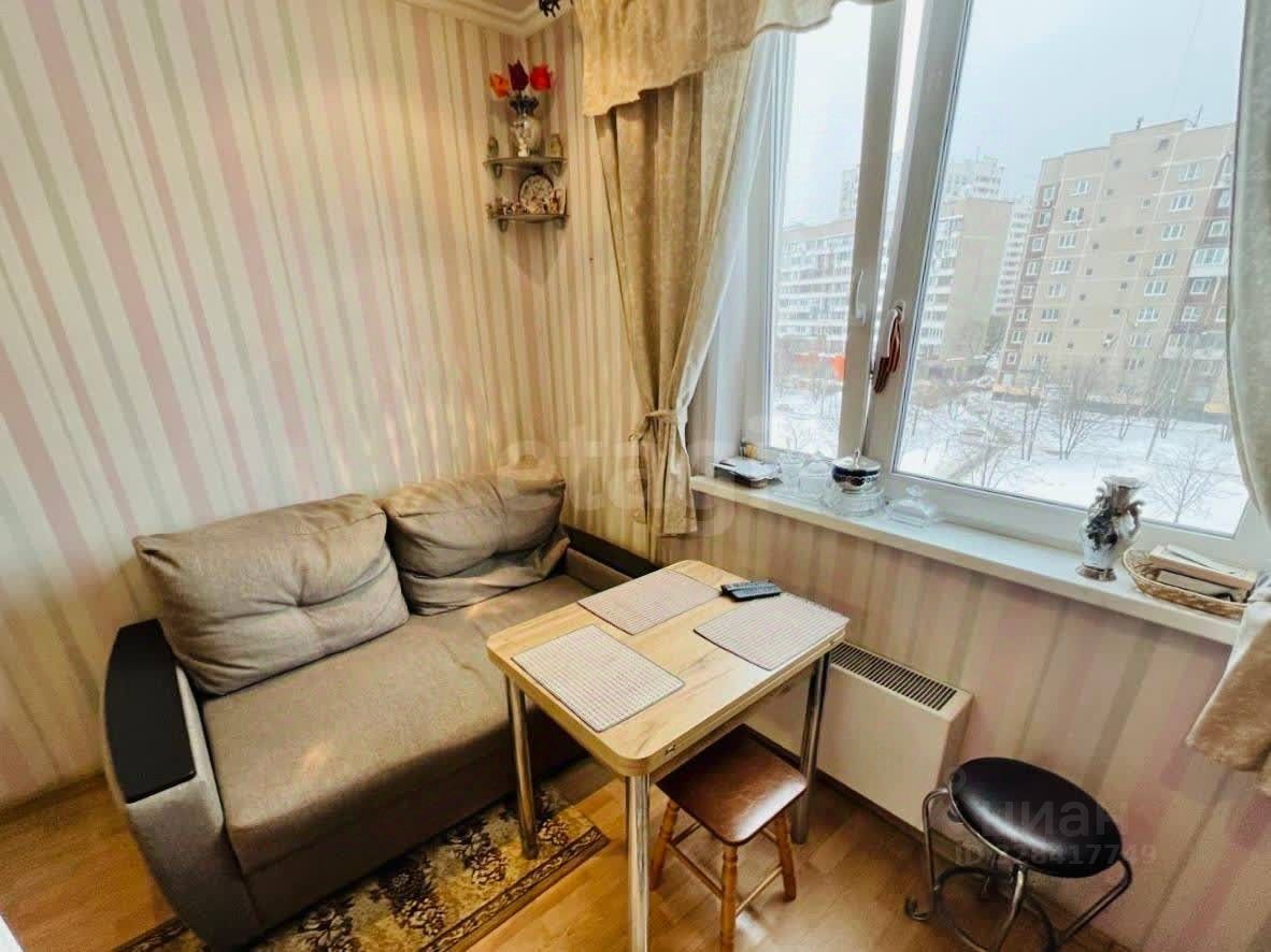 Продажа 1-комн квартиры на вторичном рынке Жулебинский бульвар, 14