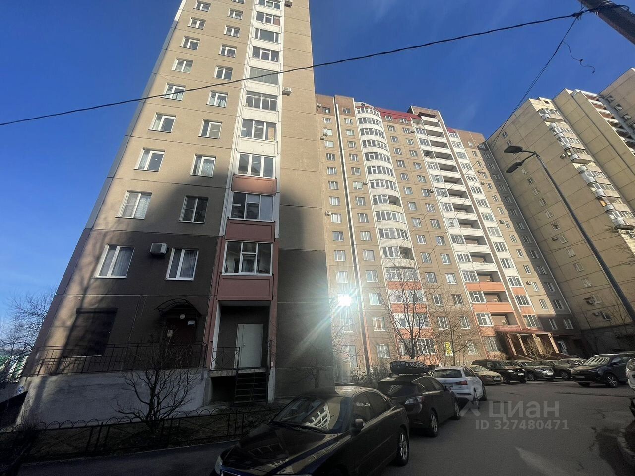 Продажа 3-комн квартиры на вторичном рынке улица Савушкина, 121к2Б